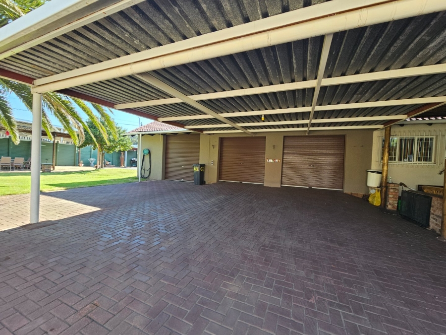 3 Bedroom Property for Sale in Vaalpark Free State